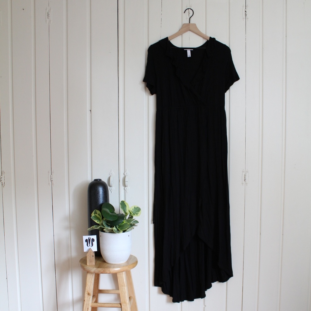 Black Liz Lange Wrap Maternity Dress